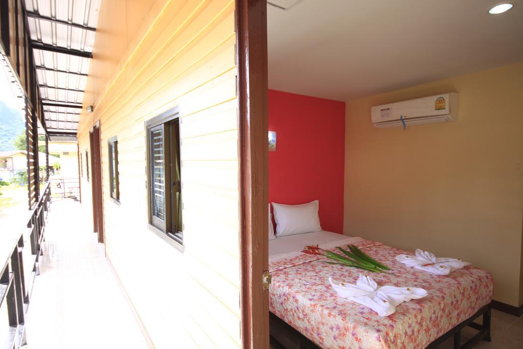 Pongpan House Phi Phi Apartment Екстериор снимка