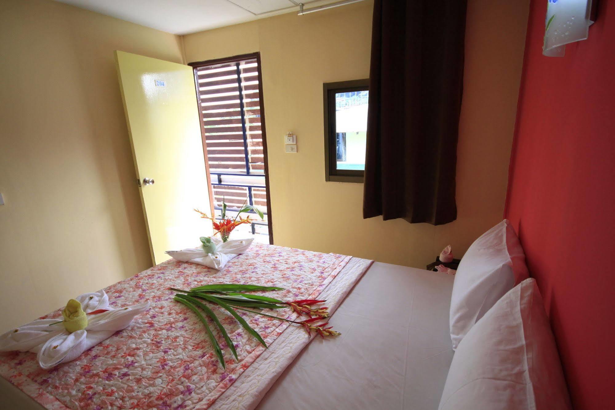 Pongpan House Phi Phi Apartment Екстериор снимка