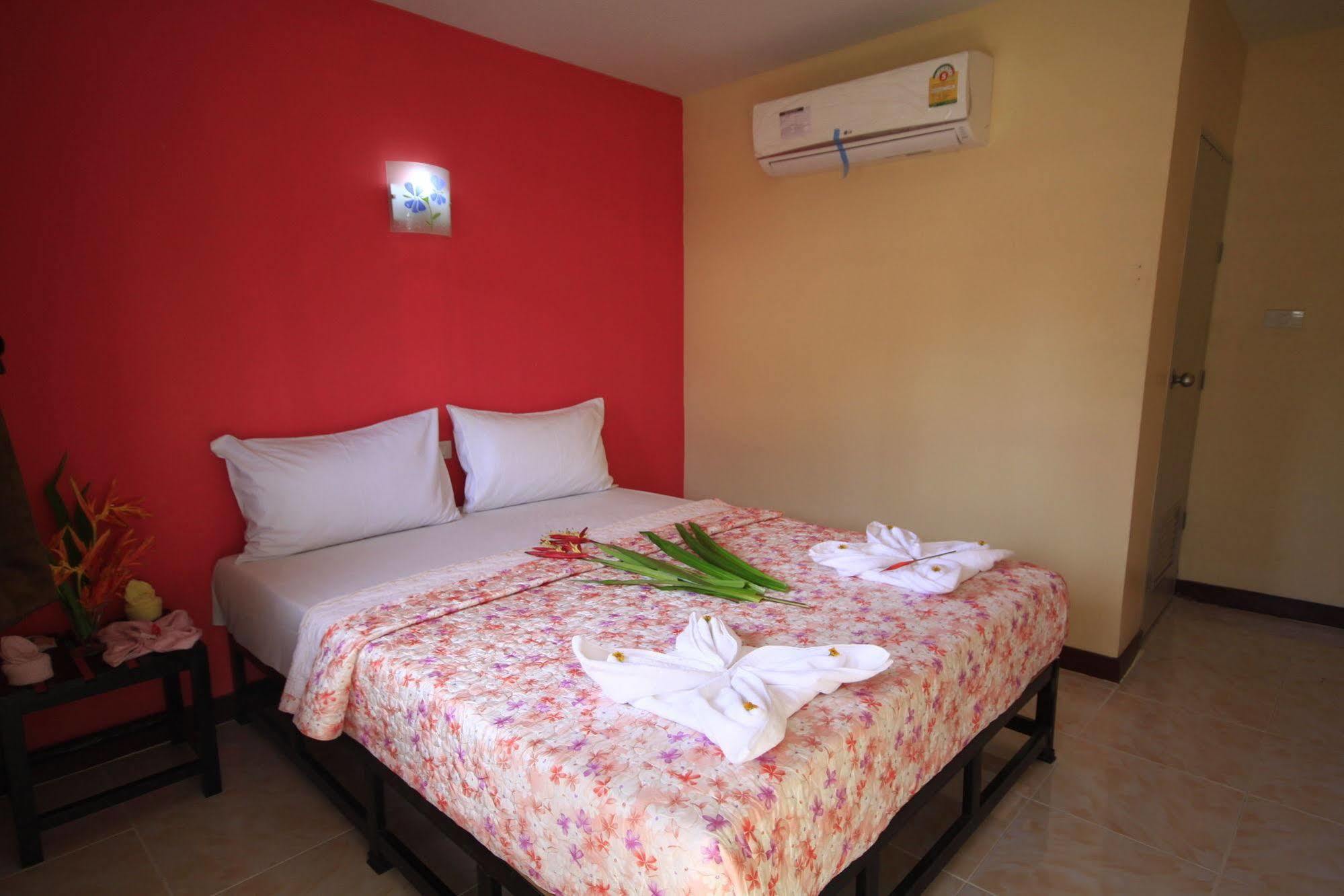 Pongpan House Phi Phi Apartment Екстериор снимка
