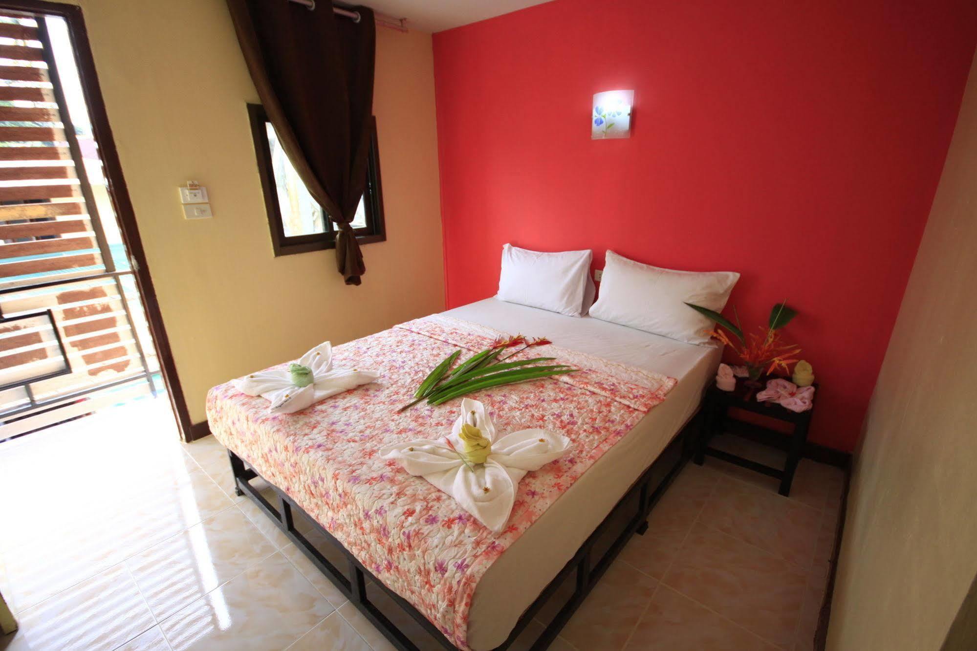 Pongpan House Phi Phi Apartment Екстериор снимка