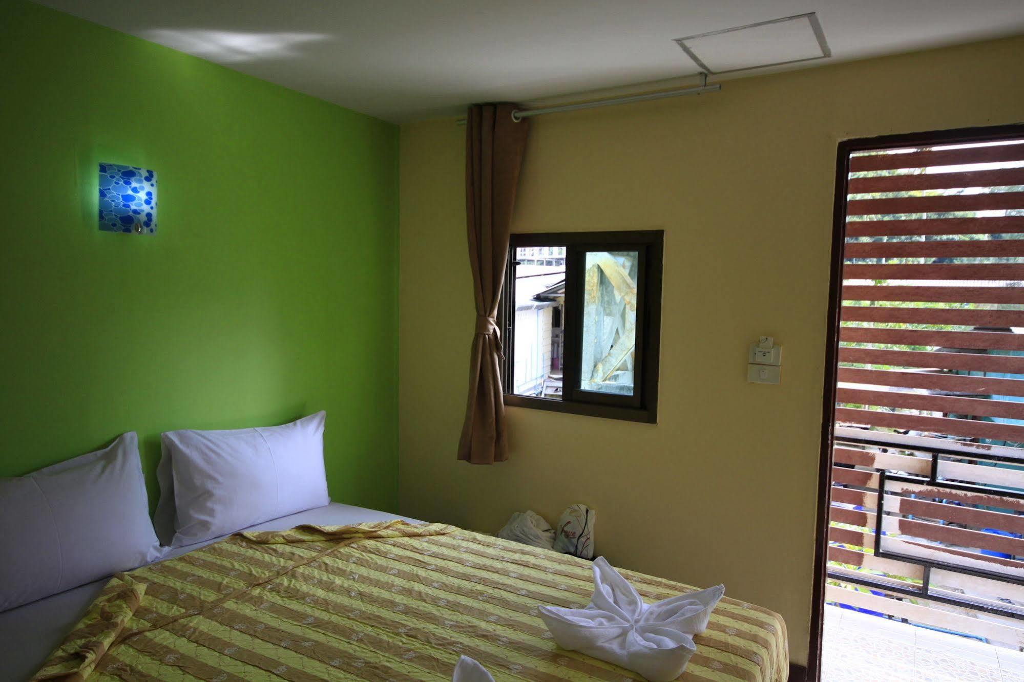 Pongpan House Phi Phi Apartment Екстериор снимка