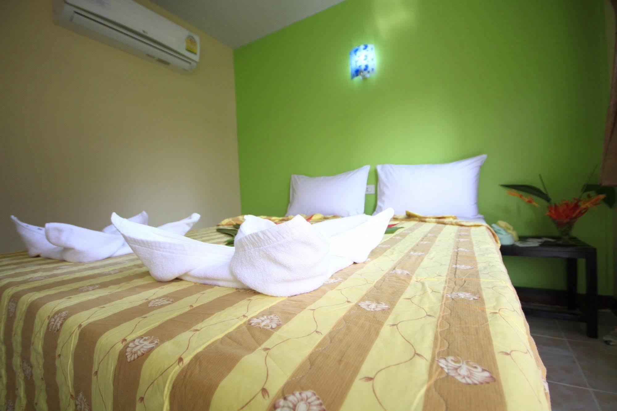 Pongpan House Phi Phi Apartment Екстериор снимка