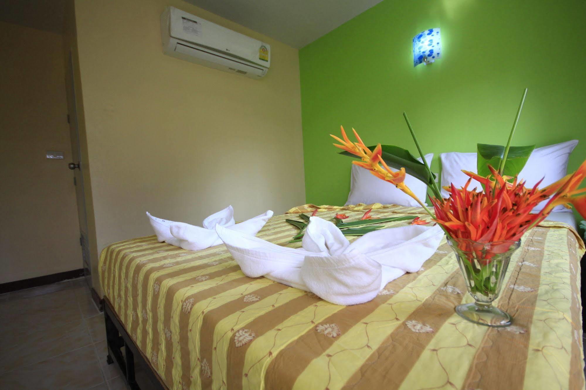 Pongpan House Phi Phi Apartment Екстериор снимка